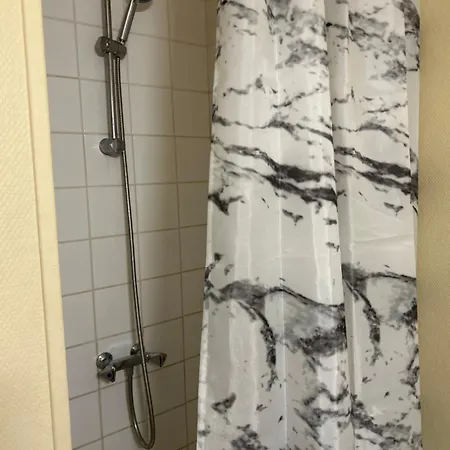 équipé Avec Balcon